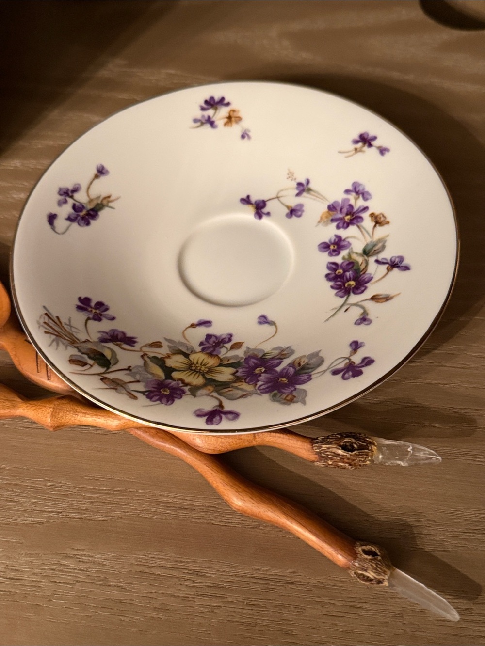Vintage Meito China Teacup & Saucer Set Adele Pattern Japan Violets like new - Picture 2 of 7